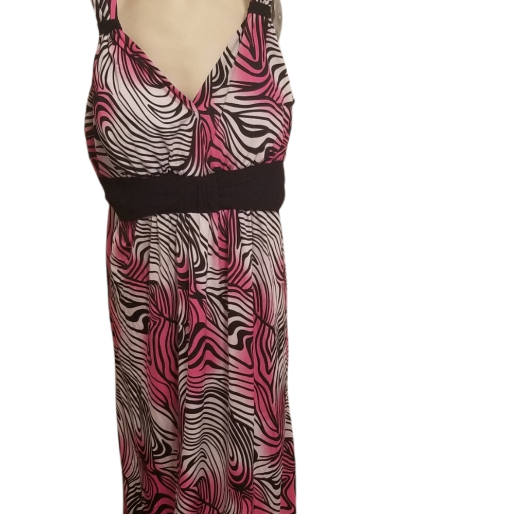 Star  Vixen women dress size 3X  color Pink &Black